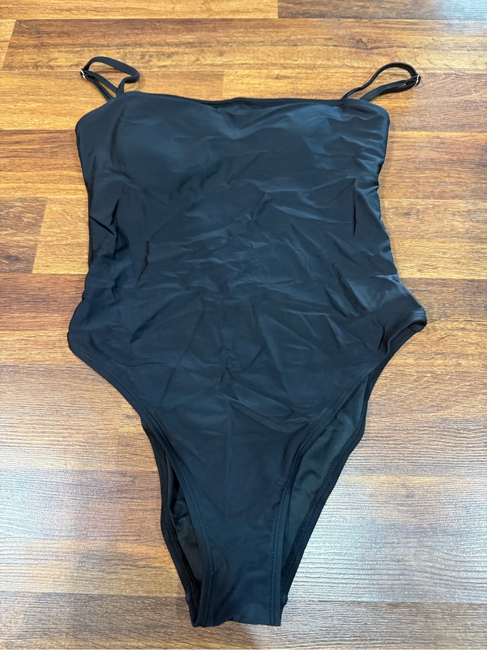 Women's Relleciga Size Medium Classic Black One-Piece Swimsuit NWT